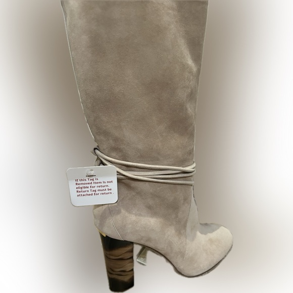 Never worn beige suede leather Burberry boots with box - Picture 2 of 8